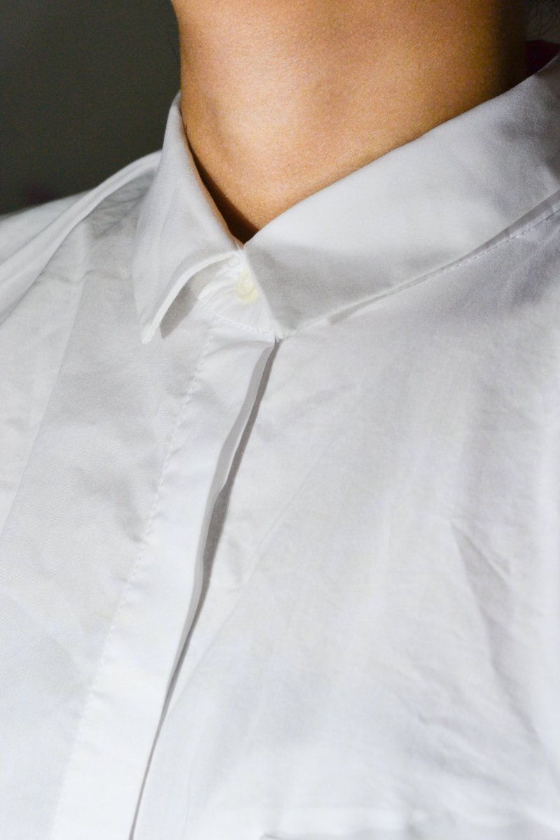 chencreates's tweet image. WHITE LONGSLEEVE
Price: P99

SIZE: S
CONDITION: 10/10
ㅤ
The item have been used lightly.
All items in excellent condition unless noted.