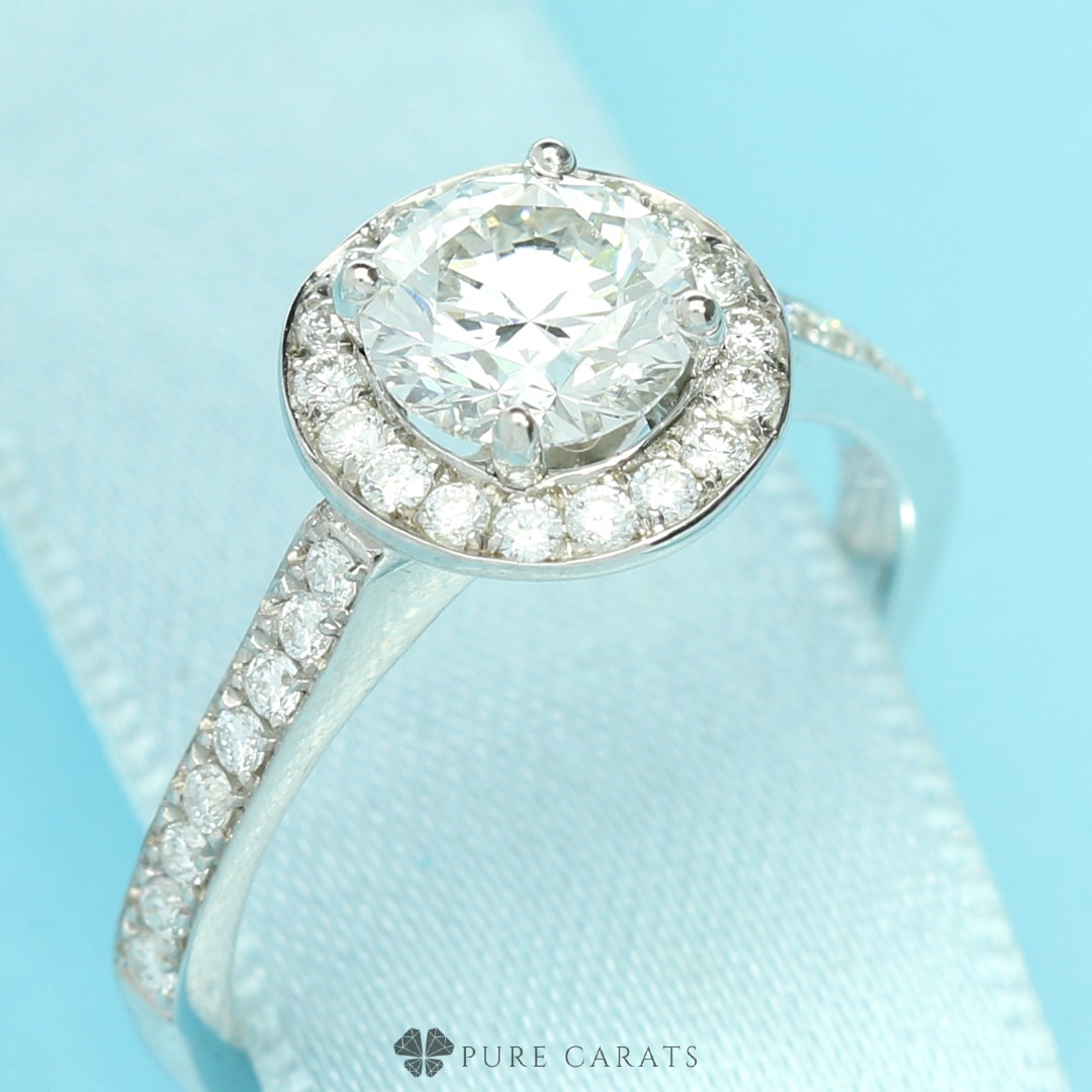 pure_carats's tweet image. This halo engagement ring is designed to accentuate the lab grown diamond of your choice, which is encircled by glistening accent lab diamonds

purecarats.com/collections/la…

#haloengagementring #labdiamond #labgrowndiamond #labcreateddiamond #manmadediamond