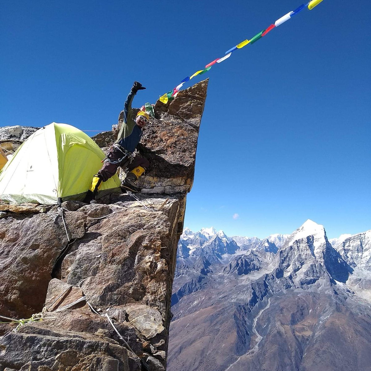 ngimasherpa's tweet photo. #ama #dablam #expedition is the hardest pitch on the climb. Camp II is extremely exposed, and there is very limited tent space. #nepalexpedition #expedition6000m #annapurnaFoothills
https://t.co/tW3lEhChLX https://t.co/Xc2RLCfKZS