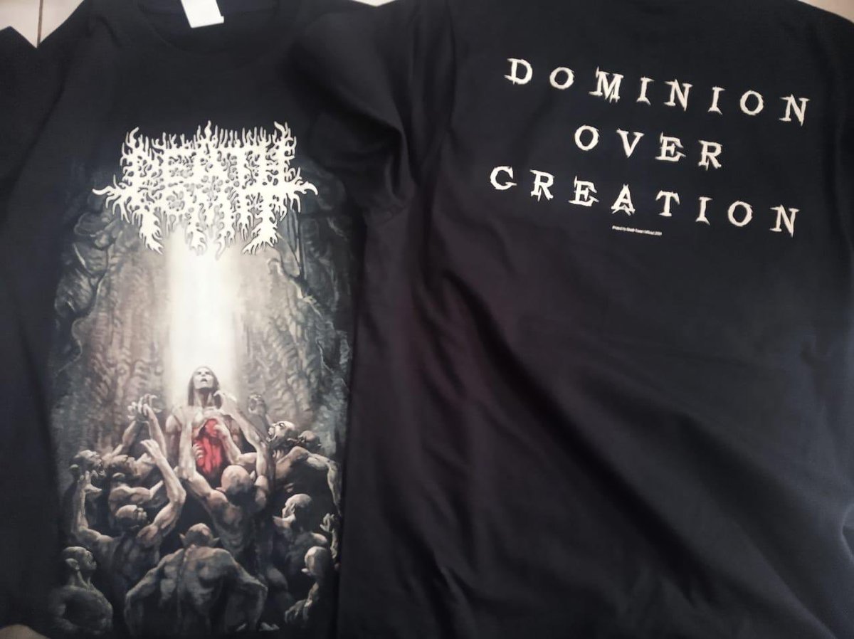 Penampakan apa ini...?