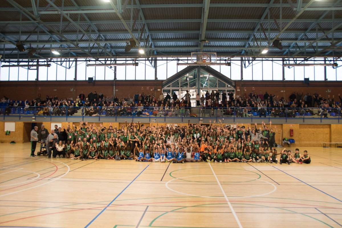 I amb aquesta foto volem recordar i acomiadar la temporada 2019/20 👋🏻

Iniciem la temporada 2020/21 amb nous reptes i amb una gran il·lusió 🌟

Us recordem que estem realitzats sessions de tecnificació cada setmana d'agost al pavelló de Salt.