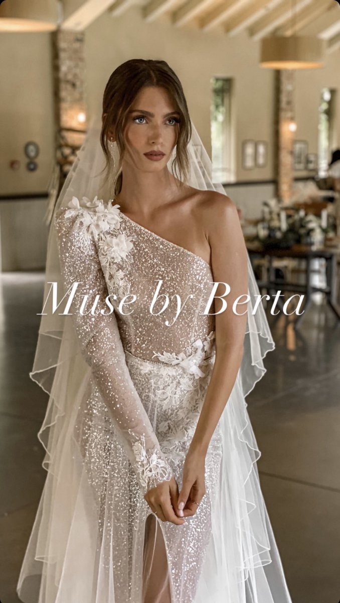 bertabridal's tweet photo. Privée &amp; Muse. #BertaPrivee #MusebyBerta https://t.co/3MimhxvCiK