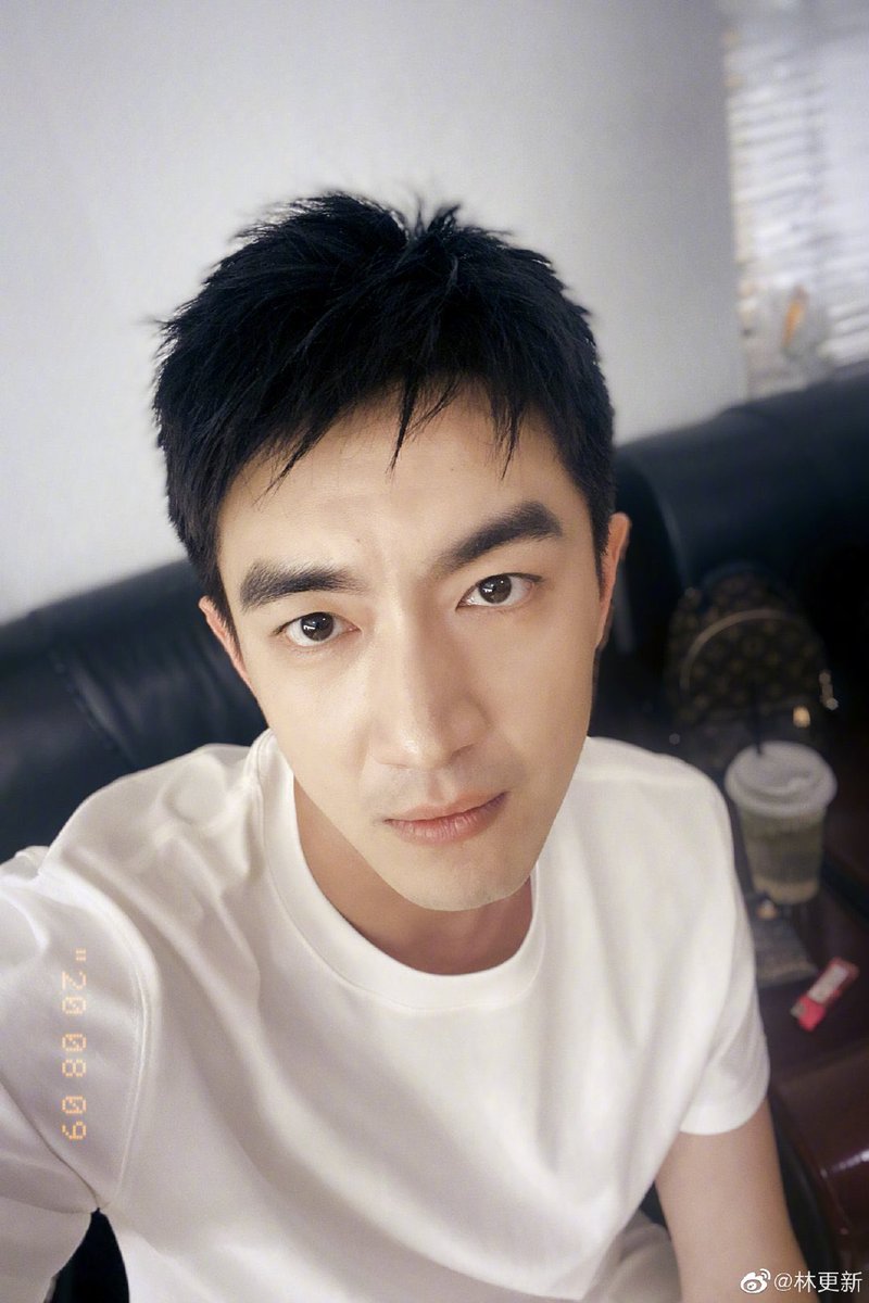 Miss_Lin_'s tweet photo. New Pic... Thank You Mr. Lin... ๐ท
#LinGengxin #KennyLin #LoveForLin #MrLin #MissLin #OnlyLin #SoLin https://t.co/rzAV6Lhqpx