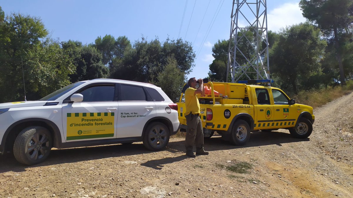 ADF_LaConreria's tweet photo. 🌳📡PLA VIGILANCIA INCENDIS FORESTALS📡🌳
Com cada estiu, desde @ADF_LaConreria colaborem amb la Diputació de Barcelona @AccioClimaDIBA amb el PVI (Pla de Vigilància Indcendis Forestals) 🔥🌲🌳🔥🌳🔥
Tots sumem en la Prevenció d'Incendis Forestals 👏👏👷👷🚕🚕👍👌
#ADFcat #ADF https://t.co/DiONKaKXYb
