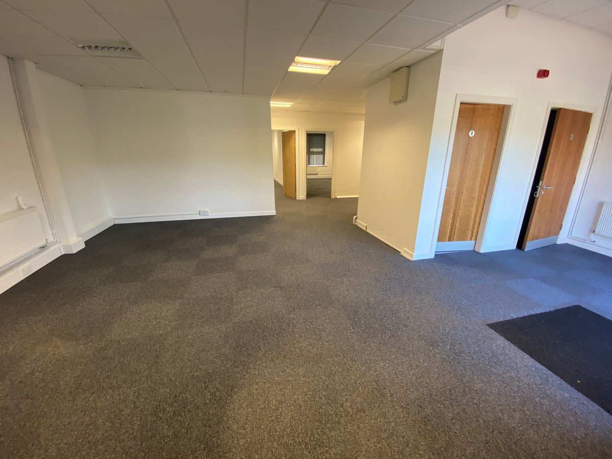 Great #versatilespace available in #Ollerton near #Worksop close to the #A1 from 810 sq ft to 2000 sq ft suitable for #ebusiness #office or #storage with #solarenergy and incentives available.

Contact me for more information
