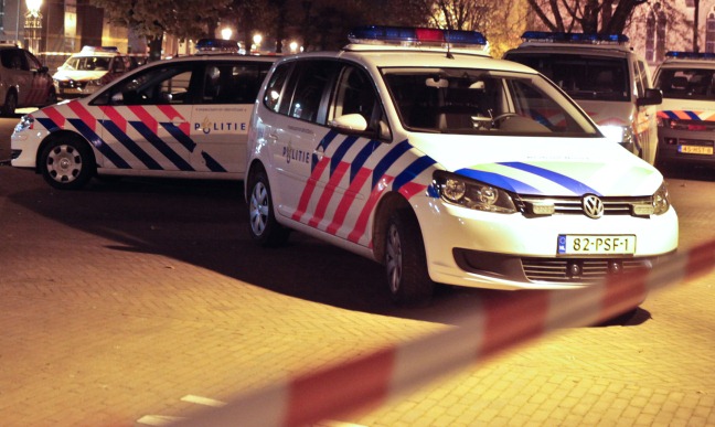 Grootste cocaïnewasserij ooit in Nederland ontmanteld in manege Nijeveen: Bij een in val in Nijeveen trof de politie vrijdag de grootste cocaïnewasserij ooit in Nederland aan.