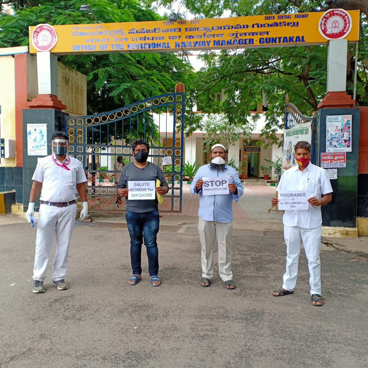 SanjitKumarJai7's tweet photo. #AismaPowerDay
#AismaAgaintPrivatization
#AismaDemandsInsurance https://t.co/2W81RSG9L9