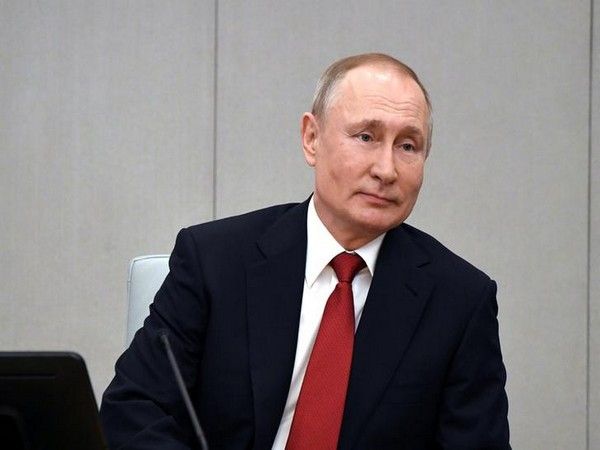 ani_digital's tweet photo. Russia becomes first country to register COVID-19 vaccine 

Read @ANI Story | https://t.co/wRyVyVlqrO https://t.co/xC4DdXLZJl