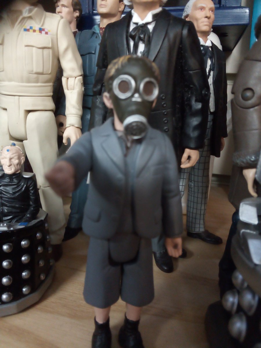 BlueCrystalCol1's tweet photo. #spotlightitem #DoctorWho #9thDoctor #theemptychild #jamie in-store and via mail order now. https://t.co/d1R6GLRY4H