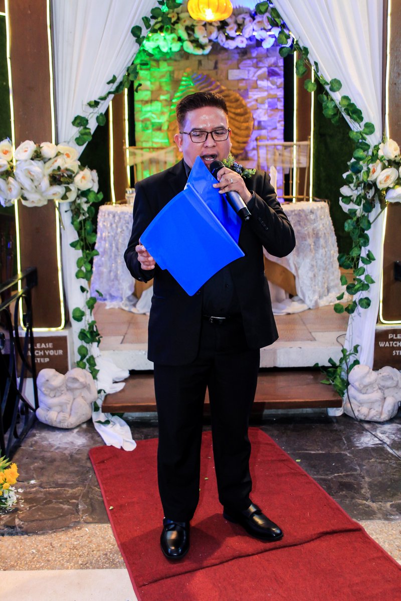 a_catulin's tweet photo. Hosting at Ibarras Garden https://t.co/tJvknWBpn2