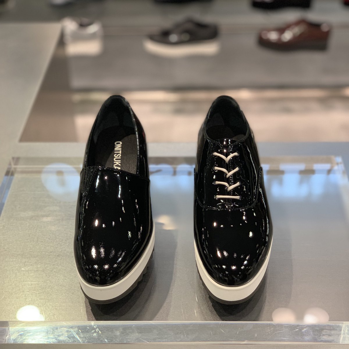 The ONITSUKA Wedge O オニツカ ウェッジオー | gulatilaw.com