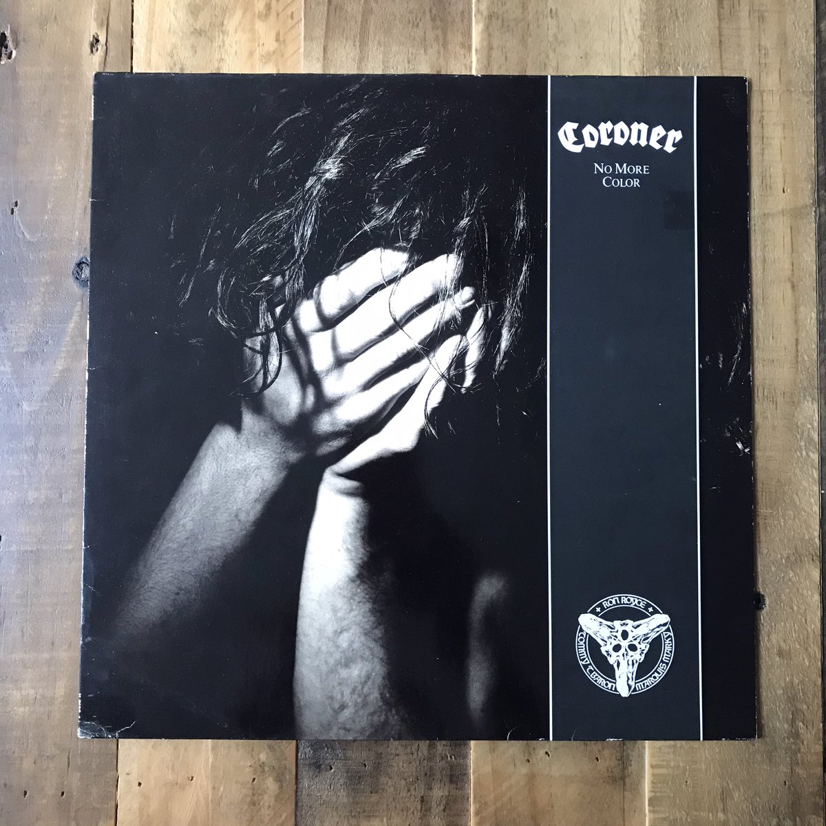 doomedparade's tweet photo. Coroner - No More Color
1989 Noise Intl German OP
“Shining metal, arc of light, red eyes, smell of fear...
DIE! BY! MY! HAND!”
#Coroner #Thrash #LP #Vinyl #NoMoreColor #OP https://t.co/OaUSi6vn4G