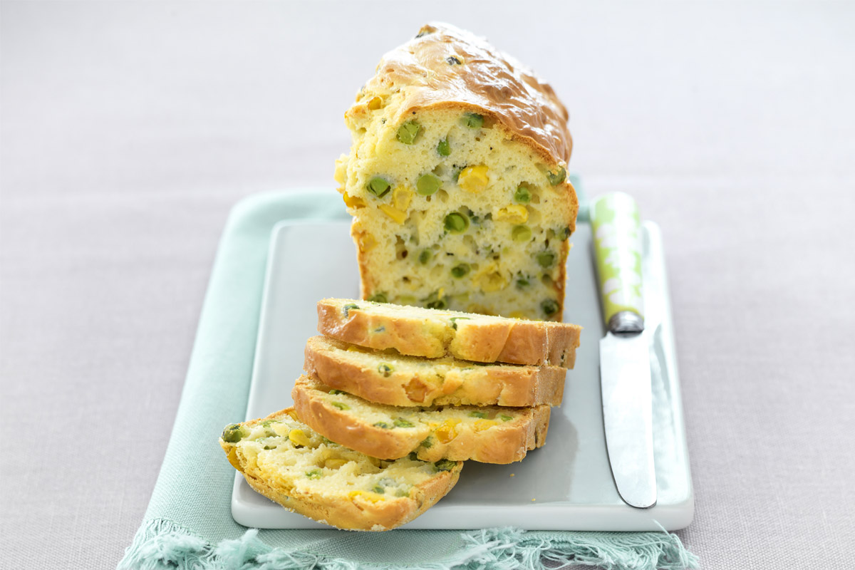 #FiersdeCuisiner L'été continue... On en profite pour vous souffler de nouvelles idées de #recettes estivales, comme ce cake de petits pois et maïs d'aucy à la menthe. 

Gourmandise assurée ➡️ daucyfoodservice.com/recettes/cake-…