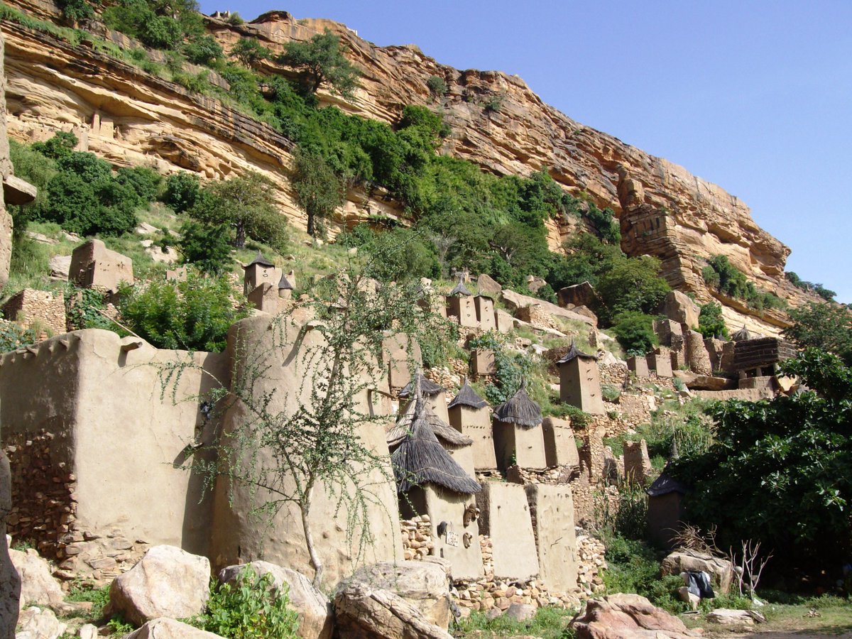 Ensemble, avec l’<a href="/ALIPHFoundation/">ALIPH Foundation</a>, nous lançons un projet pour réhabiliter Bandiagara, site du patrimoine mondial du #Mali.

Dans cette région qui abrite 289 villages, nous apporterons aussi notre soutien aux communautés touchées par le conflit.

📰on.unesco.org/3itv0Fo