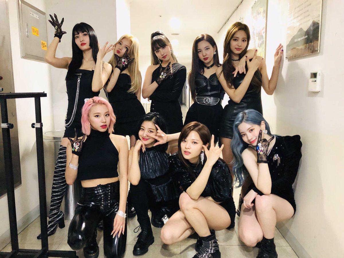1. I became a Once during their Fancy era  #ExaONCE  #ExaBFF  @JYPETWICE