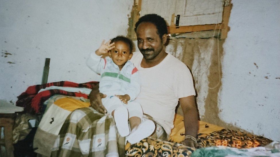 meetyoel's tweet photo. Good afternoon #Eritrea #Eraero #Karshelli #Aderser #Gelalo #Hashferay #Karshelli #AdiAbeyto and all prisoners back home.
ንዘልኣለም ተምበርኪኹ ዝነበር ህዝቢ የለን! https://t.co/PZQ85gSCzP