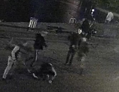 Twee mannen zwaar mishandeld in Sneek; politie zoekt daders (video) - #Friesland -..