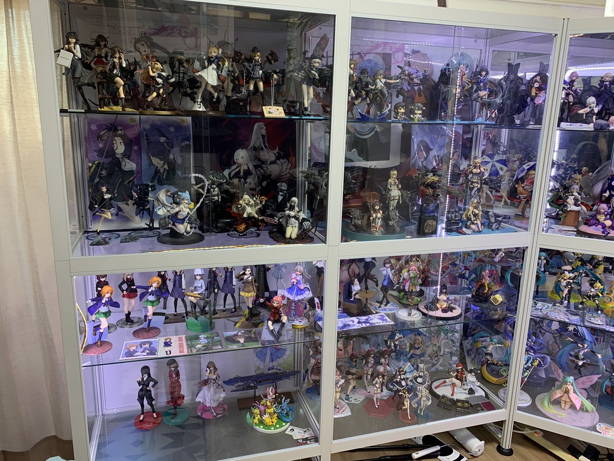 坂本 物欲には勝てなかったよ 最後の趣味紹介 フィギュア フィギュア紹介 スケールフィギュアを集め ていて Fgo 艦これ ガルパン ボカロ ノーゲームノーライフを中心に集めています スケールサイズなので 倉庫がわりの部屋は箱の山が出来上がっていますw
