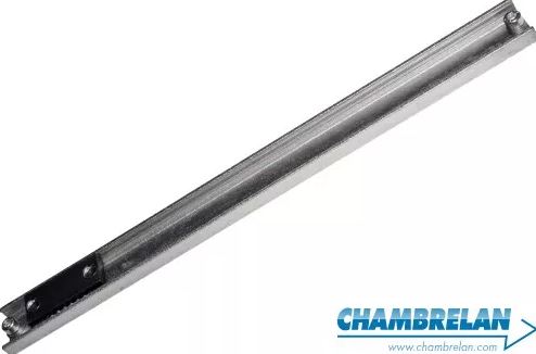 ChambrelanUK's tweet photo. E28-G41 - This steel linear rail has its length according to customer needs. It includes one or many hardened steel runners. Each runner has a load capacity. Increasing the number of runners increases the load capacity by the same factor. https://t.co/ozmHKnFPun #LinearRails https://t.co/hPNUtsGlOh