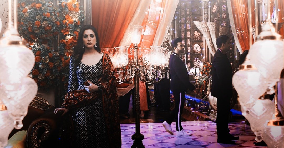 baleineq's tweet photo. ~ do chaar qadam pe tum thay, do chaar qadam pe hum thay.. ❤️

#PreeRan #kundalibhagya https://t.co/2bheV0mNOl