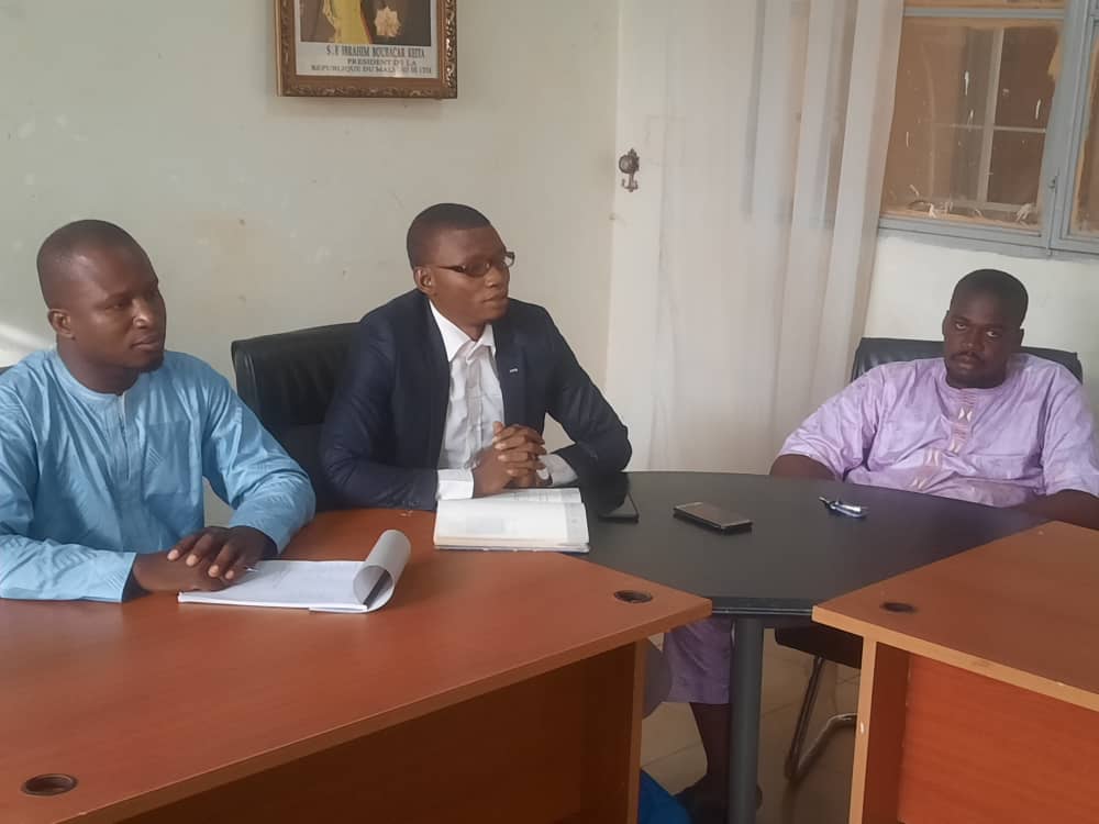 JeuneKonate's tweet photo. La rentre avec des nouveaux adherents à #APDM_MALI.
Projet jeune de Sogoniko. 
Allons seulement, la force est à la jeunesse 💪💪💪.
#JEUNELEADER https://t.co/FOLSsS50Hn