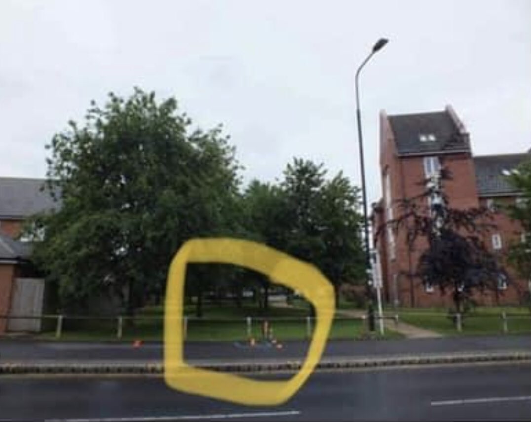 SBResidentsWA14's tweet photo. NO to 20 metre 5G mast within steps of houses. NO to obstructing a shared cycle/walk pathway NO to positioning in a Green Corridor NO to lack of consultation NO to the tallest structure locally towering over all others nearby. @BCAAlty @TraffordCollege @DeniseWestern @AmyMWhyte https://t.co/S69aTumz2O