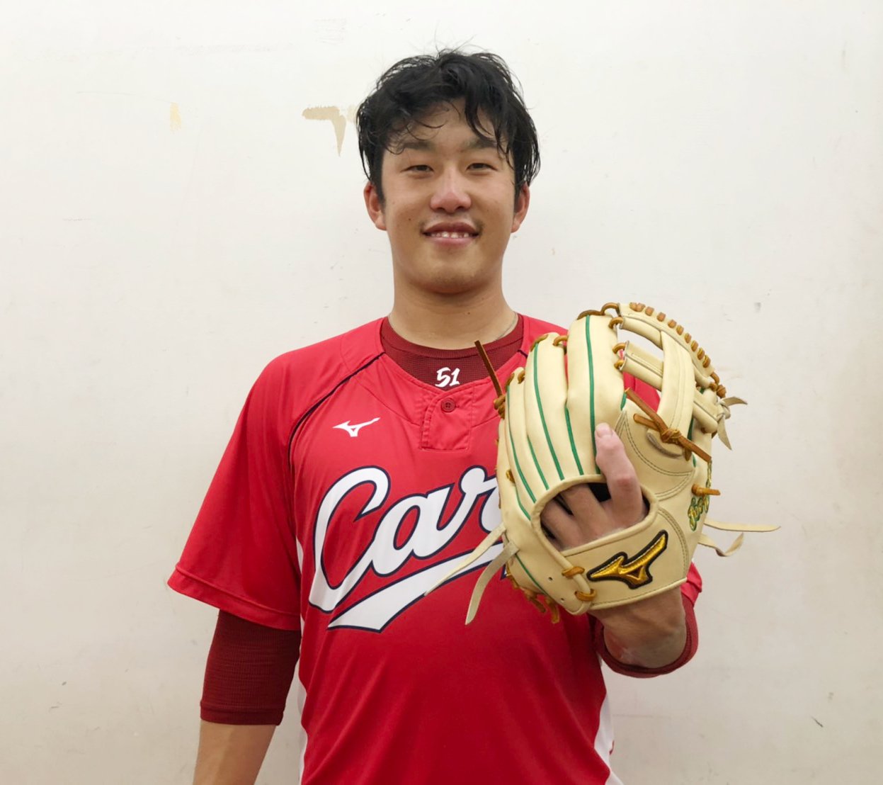 広島東洋カープ 小園海斗選手 直筆サイン入りユニフォーム M 新