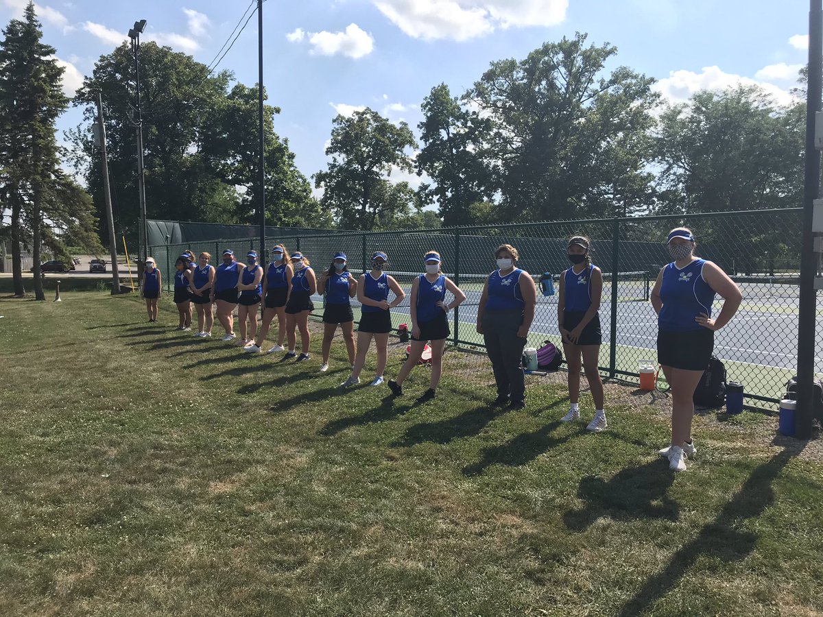 DefianceGT's tweet image. Defiance HS Girls Tennis played their 1st match at Wauseon 8/10/2020. All positions won in 2 sets:1S Lucy Chavez, 2S Reece Miller, 3S Kaylee Shank, 1D Chloe Wetstein/Marissa Blunt, 2D Sofia Castillo/Megan Lockmiller; all JVs won their 1 set also! Great job! 1-0!