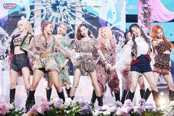 #ExaBFF #ExaONCE <a href="/JYPETWICE/">TWICE</a>