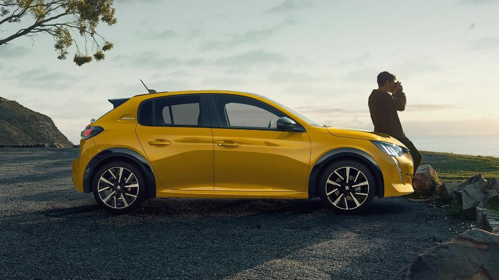 Elegido #CarOfTheYear2020, gracias a su espíritu deportivo, seductor y el poder de elección que ofrece su gama de motores, el Nuevo #Peugeot208 representa el futuro de la movilidad.