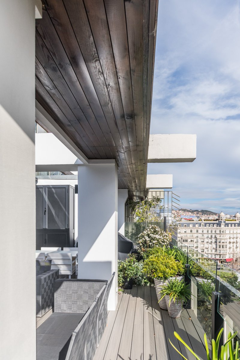 tindas's tweet photo. El escondite perfecto en medio de la ciudad para llegar a la última semana de agosto y disfrutar de los últimos días de sol y calor veraniego. 🌿⁠
·⁠
#tindasproject #interiorismo #summer #august https://t.co/DIqwjKHlvu