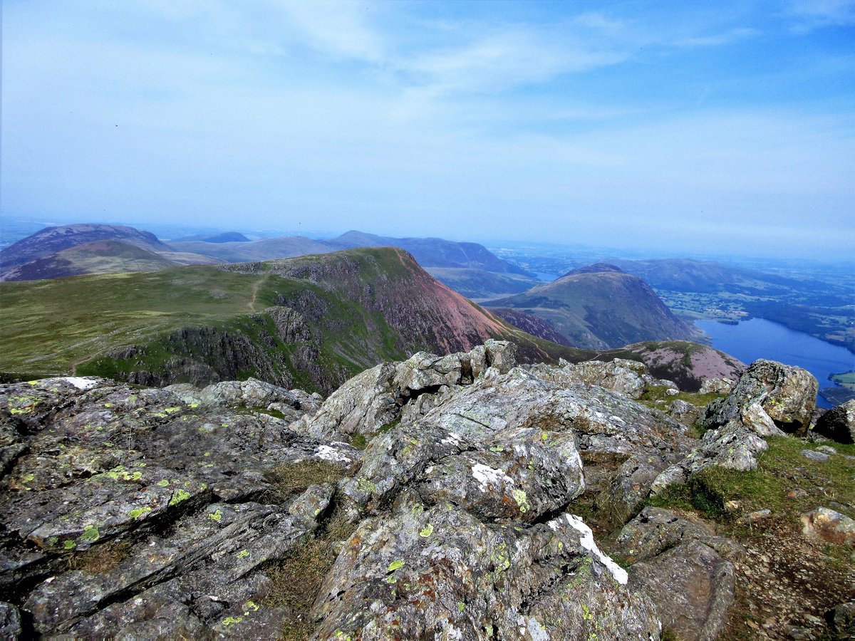 StanLeigh18's tweet photo. #RedPike #HighStile #HighCrag walk yesterday
Saw 15 people on the fells but many more at ground level and in the water

#RedPike from #HighStile
#HighCrag summit with #Pillar beyond
#Seat #Haystacks &amp; the #bigguns from #HighCrag 
#GamlinEnd from #Seat summit https://t.co/jL2vejfUcl