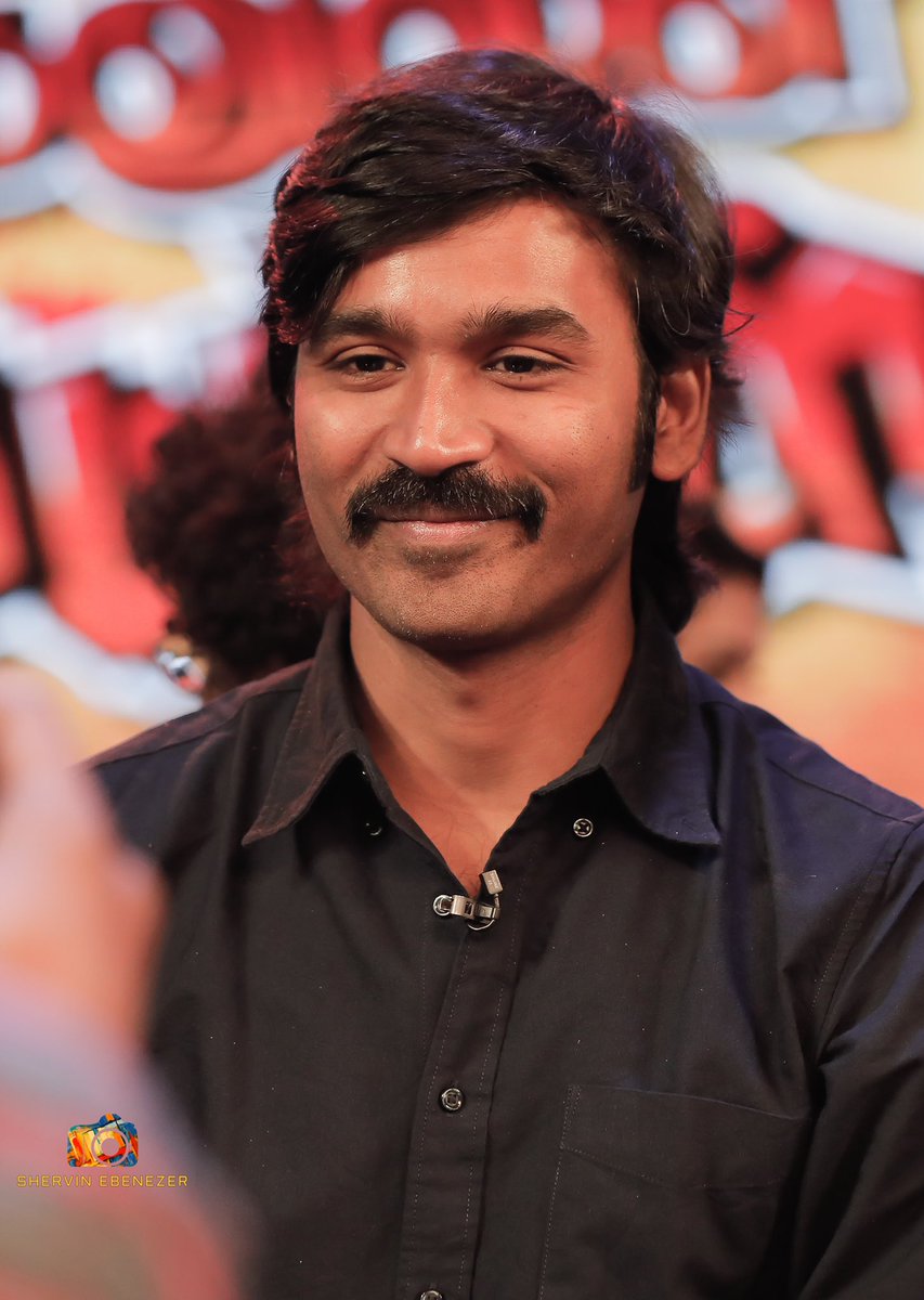 Saisaran162's tweet photo. Good Evening @dhanushkraja Anna Brothers and Sisters
@DirectorS_Shiva @B_RAJA_
@VinothDFC92 @chengaDFC
#JagameThandhiram
#3YearsOfVIP2 https://t.co/atR68Nyapd