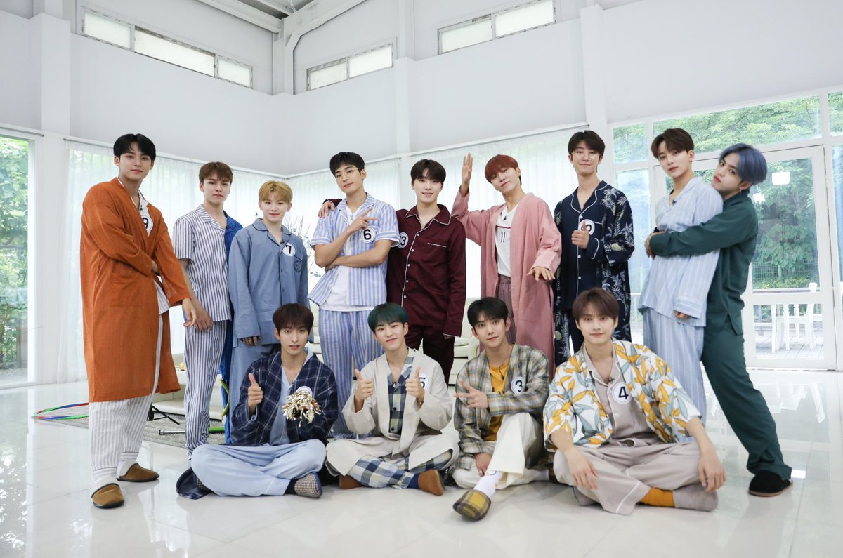 jjeonghanihae's tweet photo. Seventeen songs are comforting and can make you feel that you are not alone in this world. I can't imagine a world without them. They are the men that will never hurt the ones that they love. They are the best. That's the tweet, period.
#SEVENTEEN
#ILoveSVT https://t.co/P8Uv7prBUz