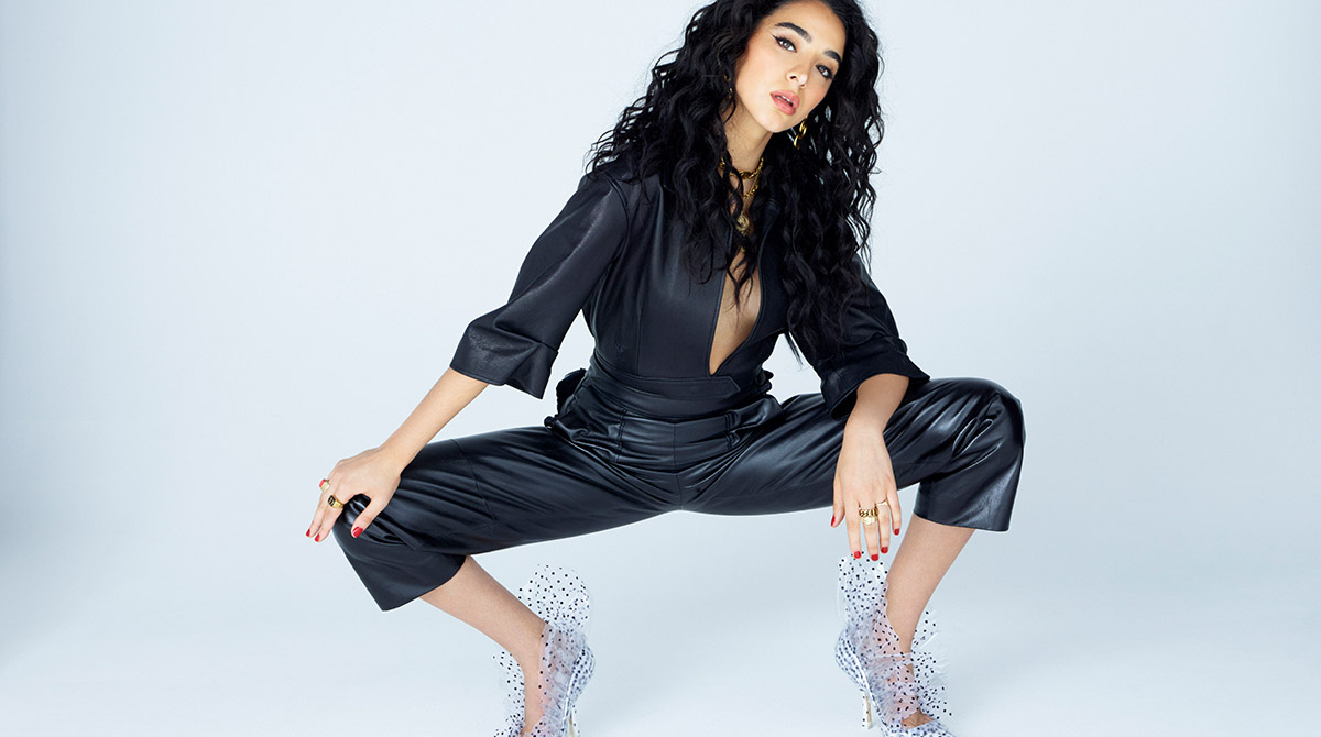 .<a href="/KaraMarni/">Kara Marni</a>'s ’s hit single ‘Young Heart’ has been given a technicolour refashioning by <a href="/HungerMagazine/">Hunger Magazine</a> -  exclusively for our ‘2020 and Rising’ collaborative series.

Jump in to see the full details and see the new music video:
vero.co/J2n-dLksFJBdGN…

Photo: <a href="/thejordanrossi/">Jordan Rossi</a>