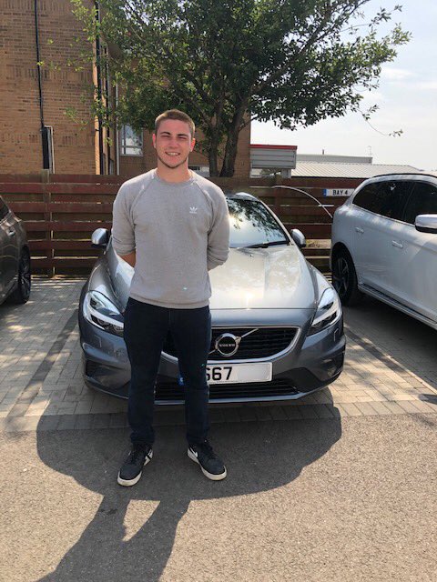 MarshallVolvo's tweet photo. Mr Coombs picking up his V40 R-Design from Hiten Mistry at Marshall #Volvo #Grantham. An extremely happy customer. #marshallmoments https://t.co/PfuFy0EIGV