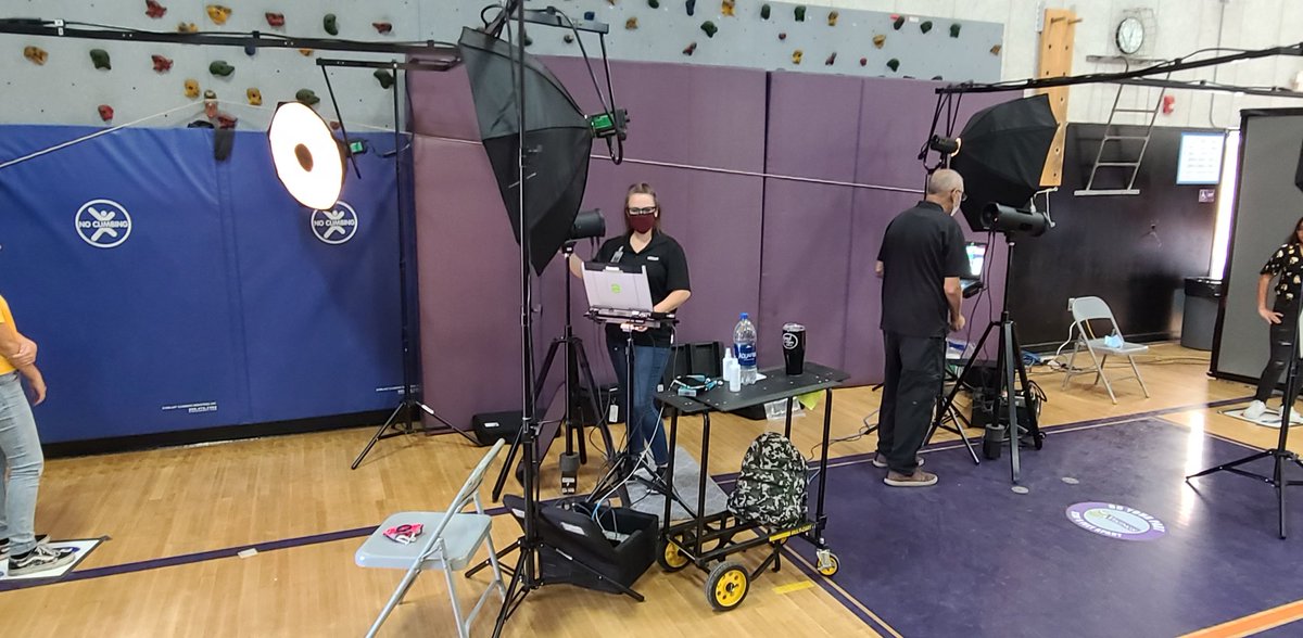 Thank you <a href="/Lifetouch/">Lifetouch</a> for taking our yearbook pictures during our two schedule pick up days! 😊📸