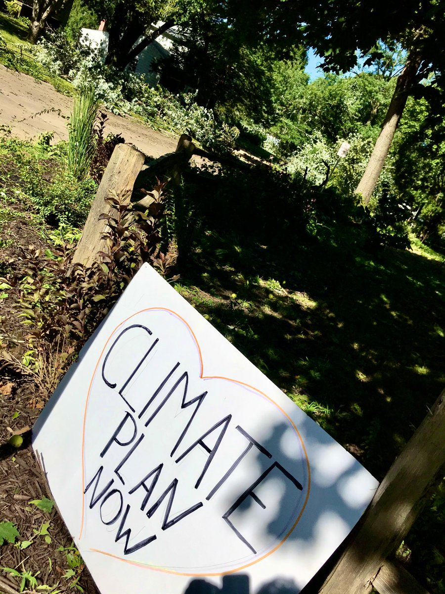 moogysmaszimo's tweet photo. Post Iowa storm, Hurricane-level 100 miles per hour winds. Floods, fires, tornados, drought and heat waves in other parts of the world. What's it going to take for real climate action? @GretaThunberg 
#StopBurningOurFuture @uiowa @IAGovernor @IowaCitySchools https://t.co/FqHAXKnSJZ