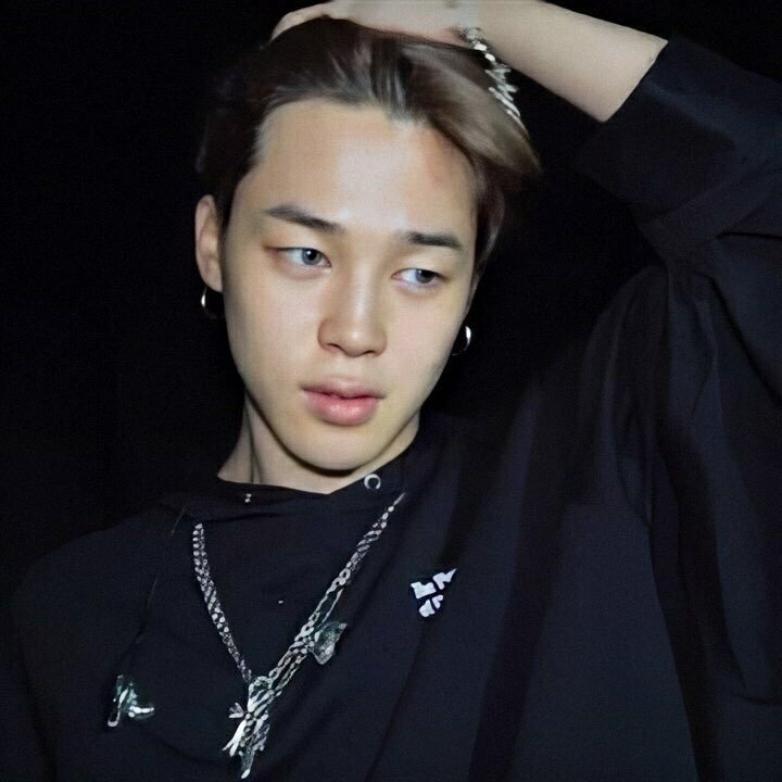 Jimin exposed forehead is the most powerful thing ever.. -A needed thread