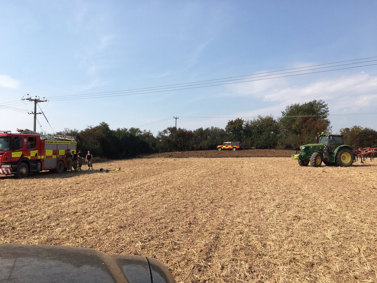 Great job by <a href="/hwfire/">Hereford & Worcester Fire and Rescue Service</a> putting out blaze sparked by electric ohl on this margin... another good reason to cultivate your stubble quick! Didn’t spread into field as a result #heatwaveuk