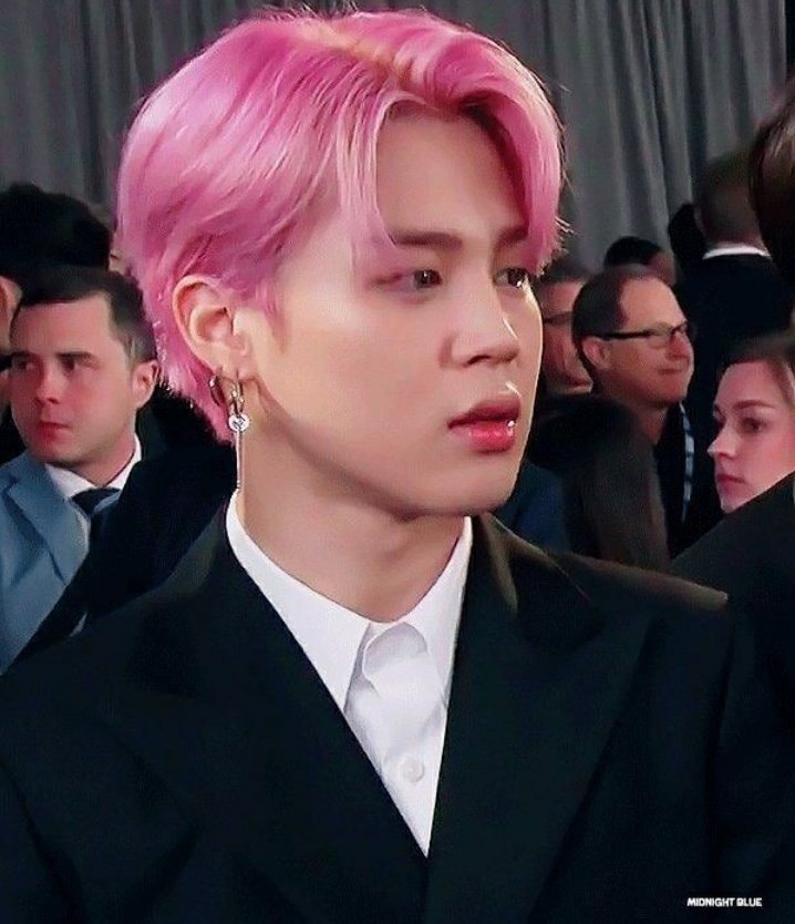 Jimin exposed forehead is the most powerful thing ever.. -A needed thread