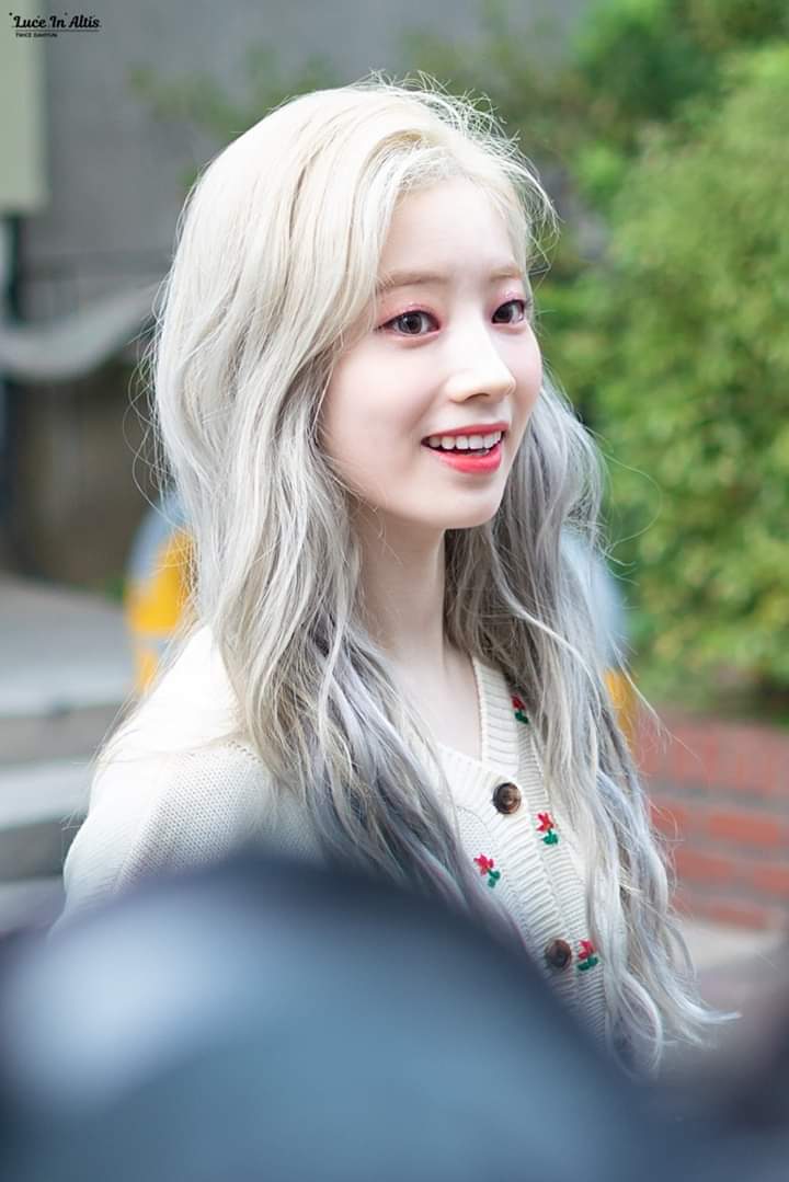 41. it& #39;s a tie for both of these Dahyun, yes.   #ExaONCE   #ExaBFF  @JYPETWICE