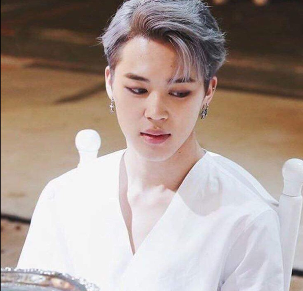 Jimin exposed forehead is the most powerful thing ever.. -A needed thread