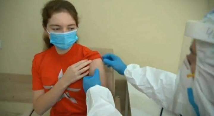 Ashutoshjha4518's tweet photo. Walamdir Putin's daughter get first vaccine of #COVID__19
#Putin #CoronavirusVaccine #CovidVaccine #Putindaughter https://t.co/08qQlkl2DS