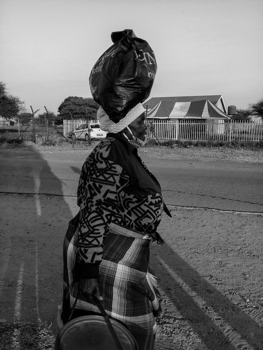 McCeezy's tweet photo. A short story in Black and white 
#ContentTuesday https://t.co/qBUNqCWH8S