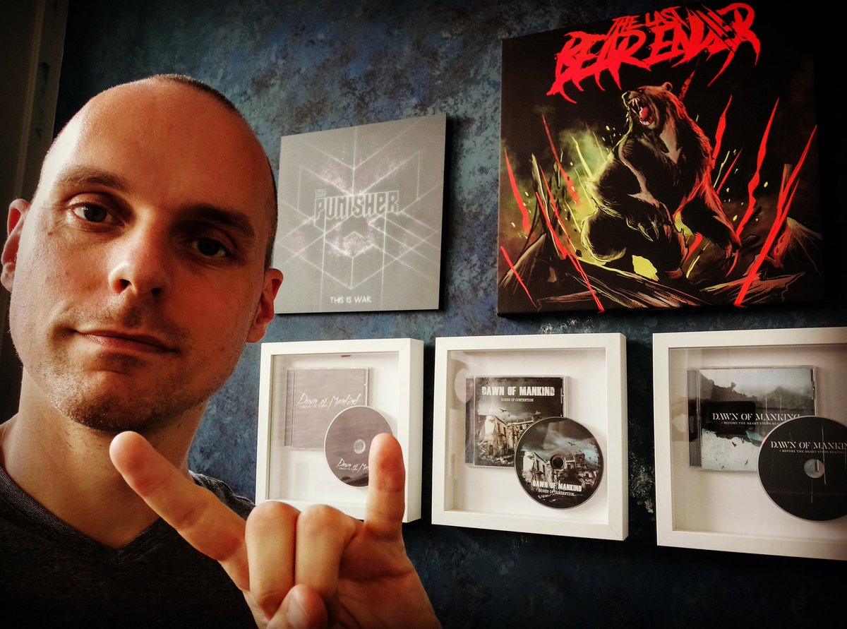 WilrikTRC's tweet photo. Don't compare. Be proud.
#dawnofmankind #thepunisher #thelastbearender #tlbe #theriffcrusher #riffcrusher #wilrik #wilriktrc #riffwars #metalhead #metalmusic #metal #metalcore #metalband https://t.co/EPeGX2DURD