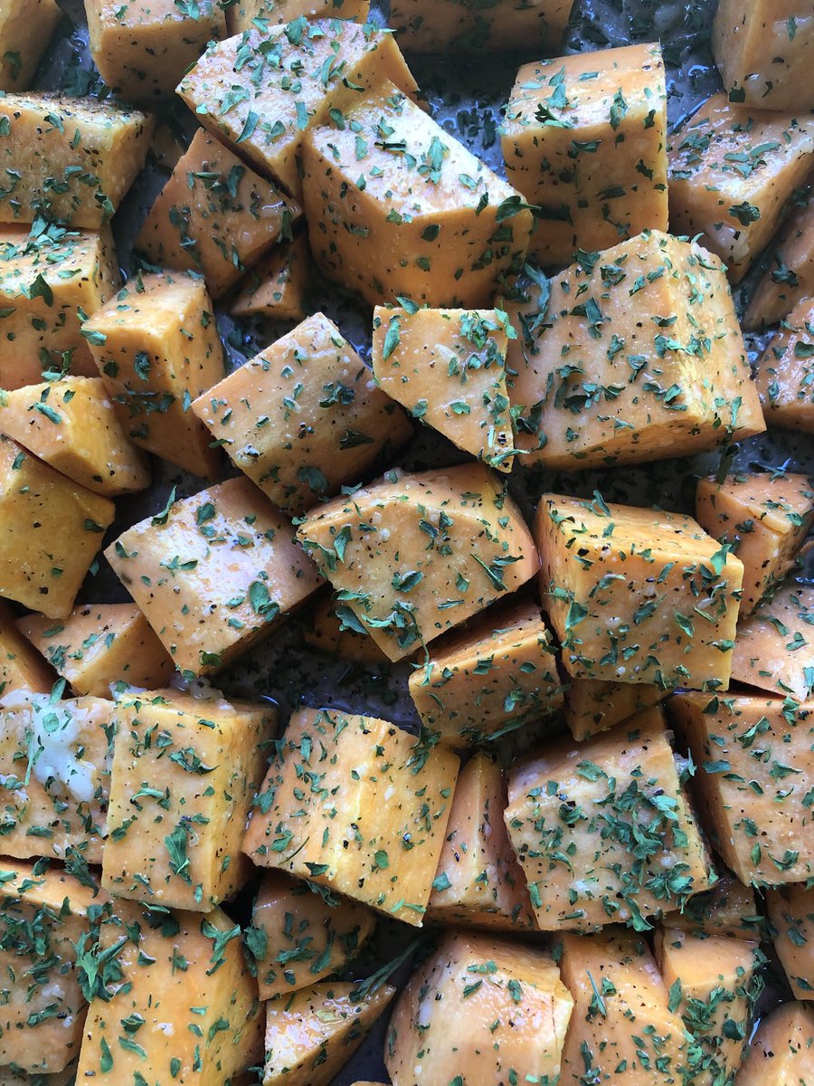 thesaltedtable's tweet image. Let us not neglect sweet potatoes. I prefer them roasted, but not opposed to smashed or French fry format. 

My grandmothers used too keep sweet potatoes cooked &amp;amp; wrapped in aluminum foil on the stovetop. They’d eat them like a banana as a snack throughout the day.👌
