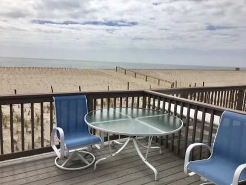 LBIRentals's tweet image. Homeowner accepting #Chowderfest weekend rental also weekend/weekly rentals all through October. 2nd Floor #Oceanfront #LBI #vacationrental Condo w/ panoramic ocean views. Info mancinirealty.com/rental.php?id=… 5003 S Bay Avenue #Holgate
Bedrooms: 3 Bathrooms: 2.5 Sleeps: 8 @mancinirealty1