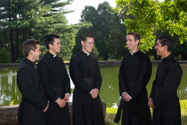 LCMassRequest's tweet image. Above is a photo of our five Novices, Br. Eduardo Urdaneta, Br. Raul Espinoza, Br. Elija McLellan, Br. John Wilson, and Br. Ricardo Gurrola. Have a Mass said for these young Men as they continue their journey towards the priesthood.  Go to LegionMasses.org