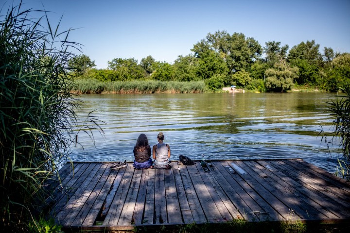 VineyardKapolna's tweet photo. #BudapestGuide
Budapest’s lost island – explore #Csepel, and beautiful walks and riverside views
➡️ #Budapest #Hungary #riverside #sightseeingBUD #visitBUD #travelBUD #tourismBUD #beautifulBUD #PKaBUD
https://t.co/zjJ2XI6rXM https://t.co/E3Z4MXDuOA